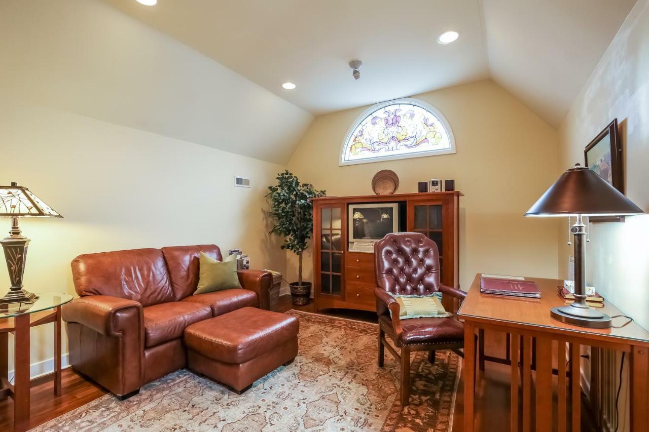 Harvey House Bed & Breakfast Oak Park Dış mekan fotoğraf